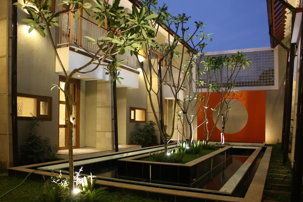 Hotel Tibera Taman Cibeunying Bandung Exterior photo